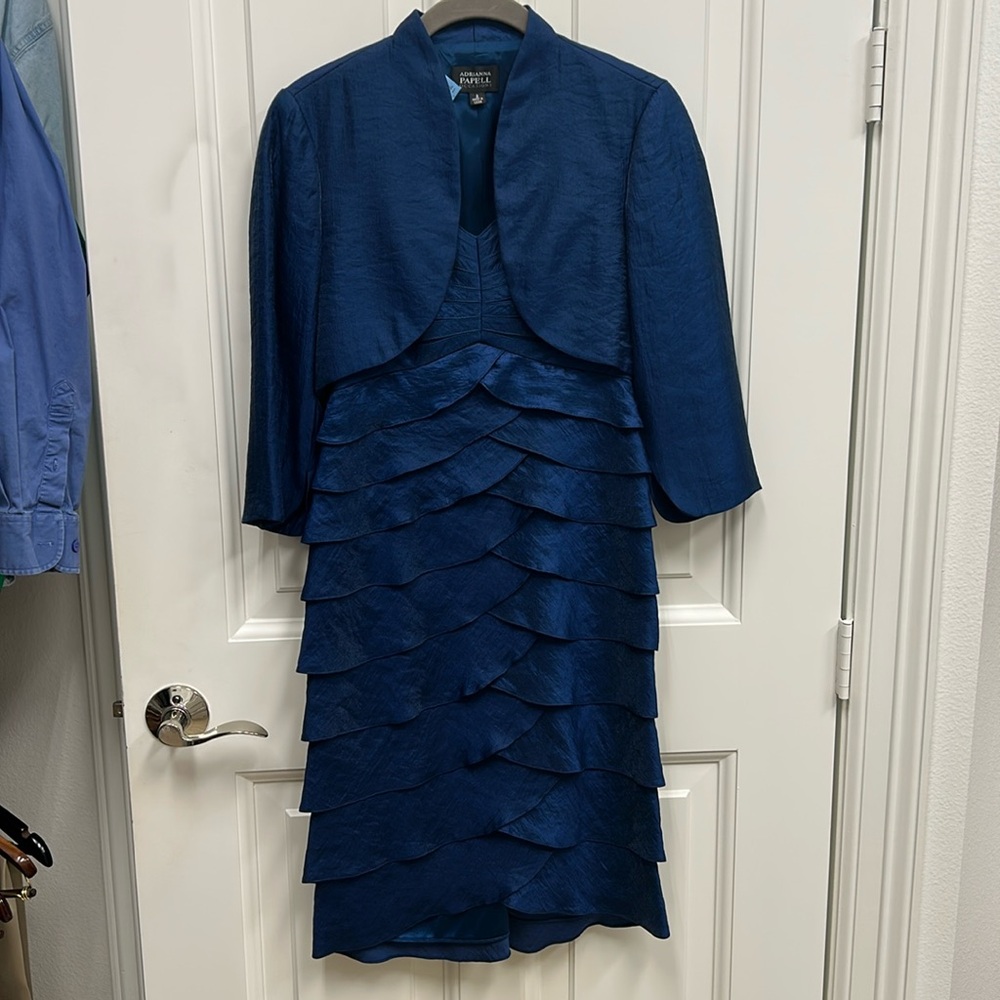 Adrianna Papell Occasions collection  size 2